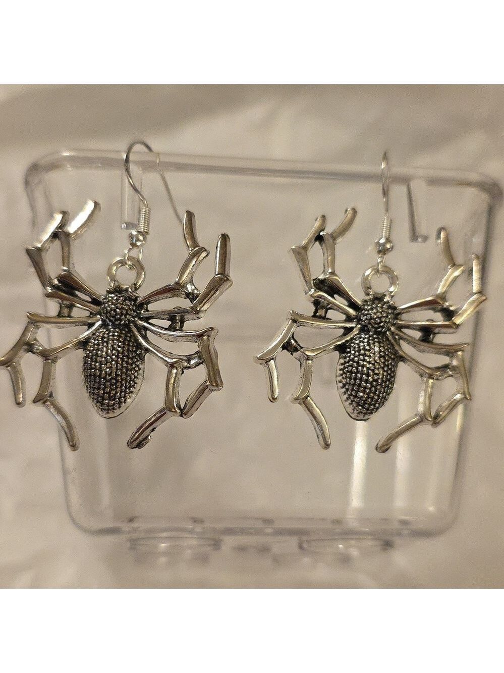 SPIDER Earrings POSHER Favorite - Picture 1 of 5